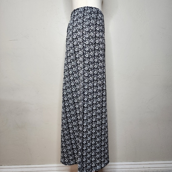 Vintage‎ 60's Mod Silver Metallic Daisy Print Super Elephant Bell Pants Size 6 - Picture 7 of 11